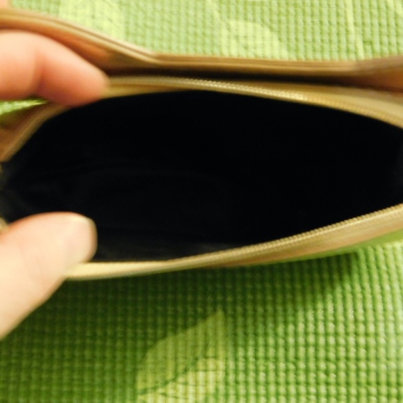 Cat Kitty Feline Metallic Golden Face Cosmetic Case Bag - Picture 5 of 5